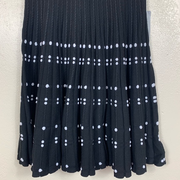 Adelyn Rae off the shoulder fit and flare dress - Picture 5 of 8